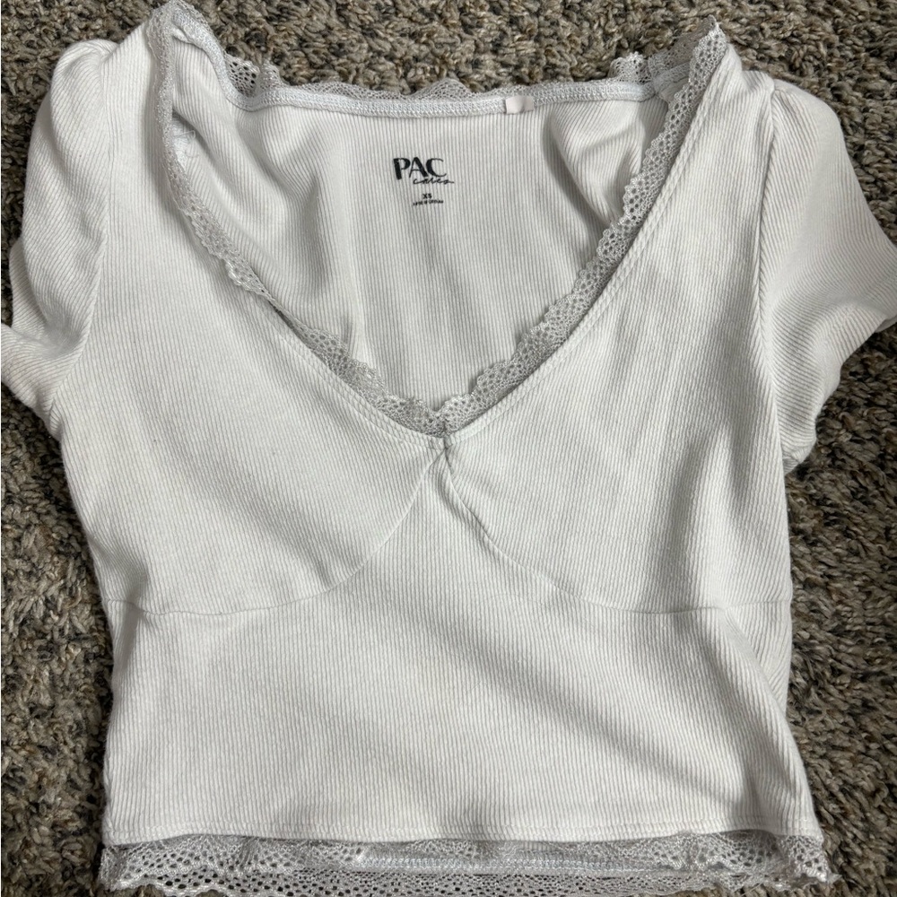 White leave crop top